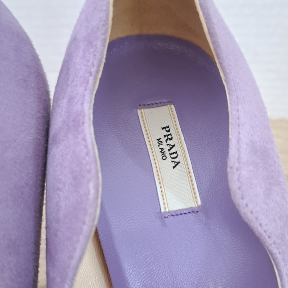 PRADA Leather Scalloped Heels in Lavander - Picture 12 of 13